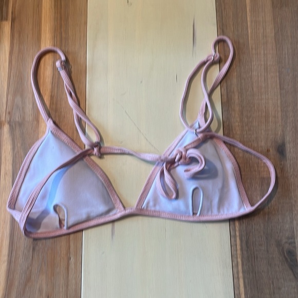 Pink bikini - Picture 2 of 5